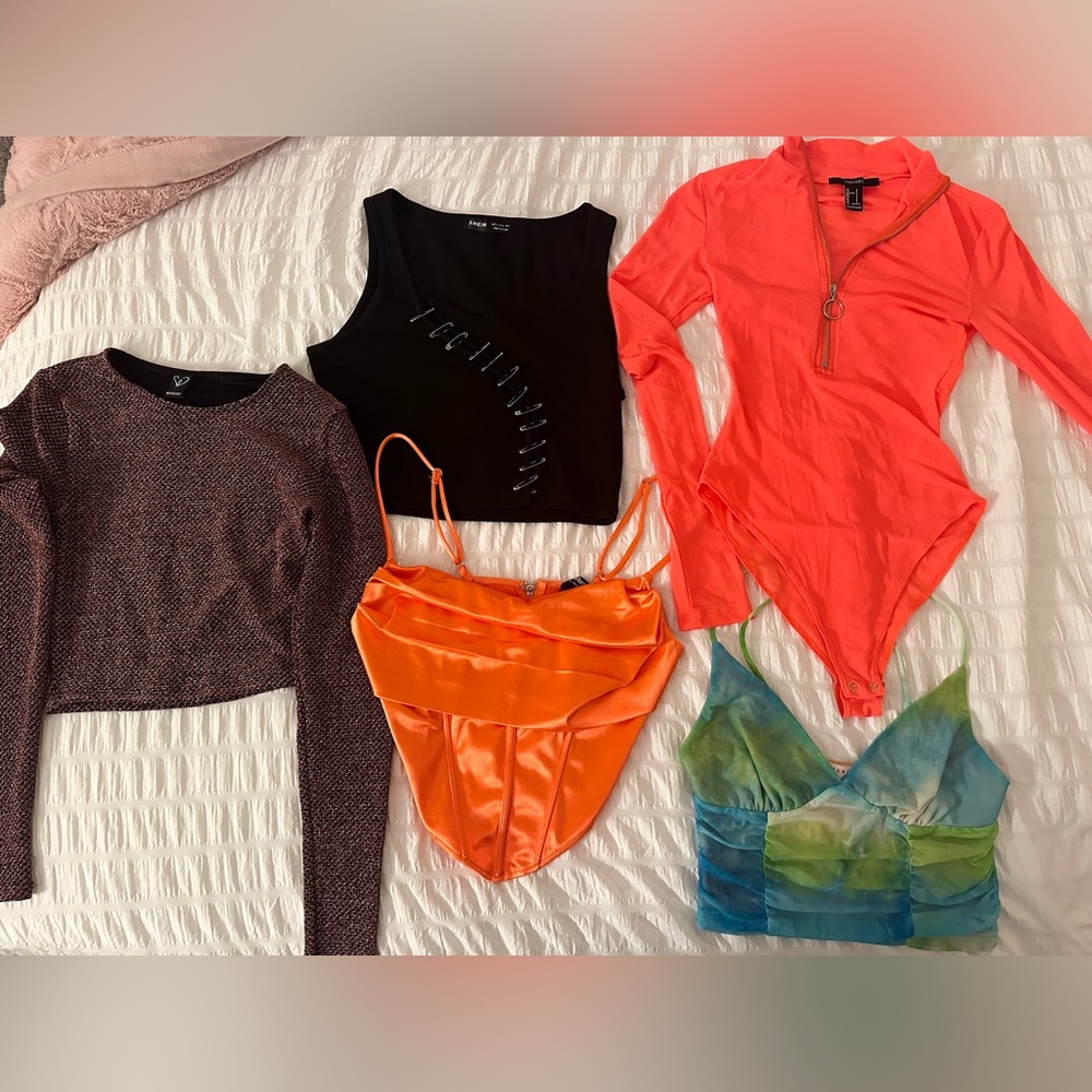 Going out tops bundle